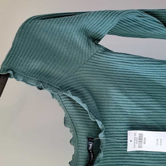 AF long sleeve crop - Picture 2 of 3